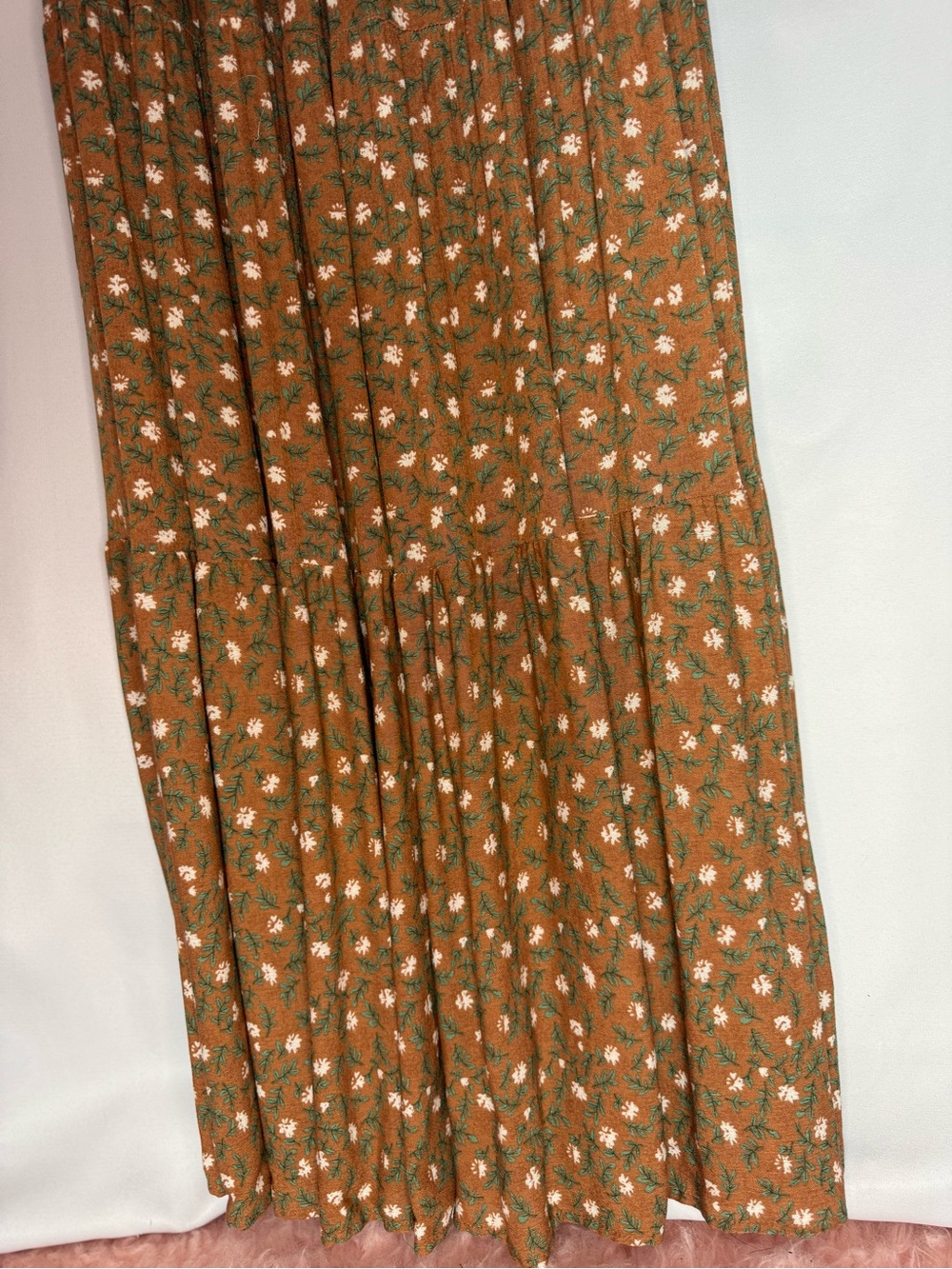 NWT In Loom- Smocked Waist Floral Maxi Dress in Rust - Size L - Picture 5 of 7